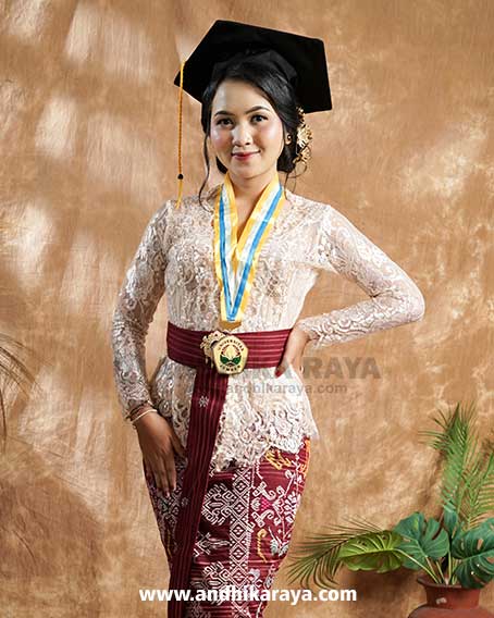 jasa foto wisuda